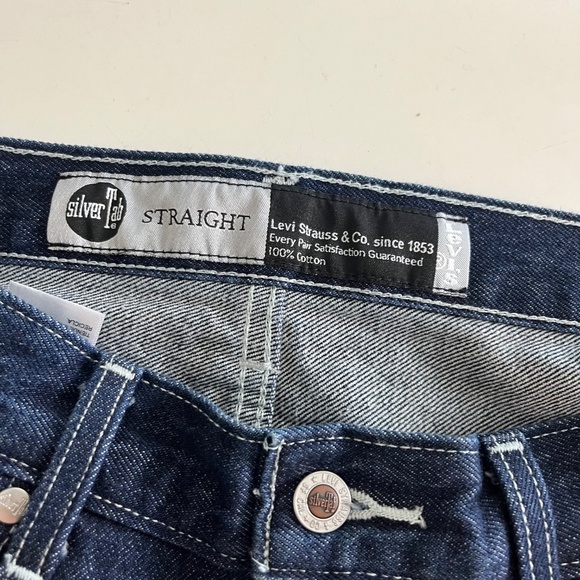 Levis SilverTab Straight Leg Dark Wash Jeans Mens 34 x 32 Casual 5 Pocket Denim - Picture 5 of 12
